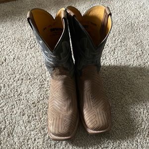 Tin Haul “Rowdy”